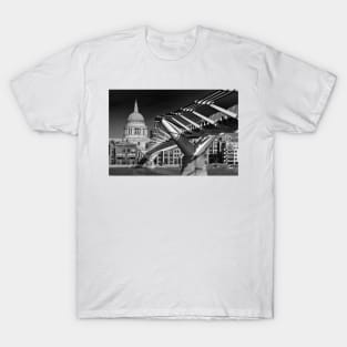 St Paul's Cathedral London Millennium Bridge T-Shirt